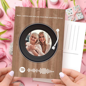 Tarjeta de foto de tarjeta de regalo personalizada con código de Música para el día de la madre - Color de madera